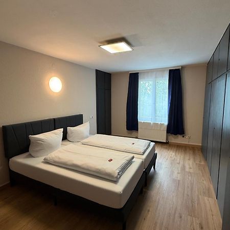 Crown Living Villa Blumenau Studios, Smarttv, Parkplatz ลุสเตอเนา ภายนอก รูปภาพ