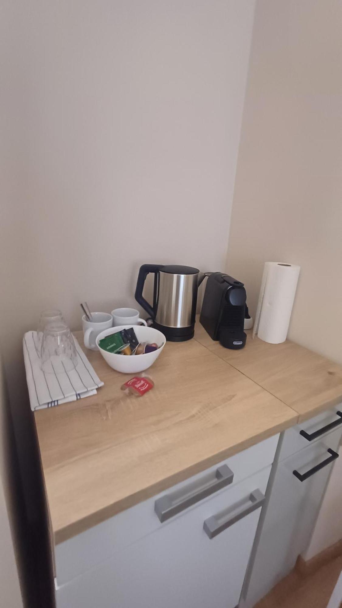 Crown Living Villa Blumenau Studios, Smarttv, Parkplatz ลุสเตอเนา ห้อง รูปภาพ